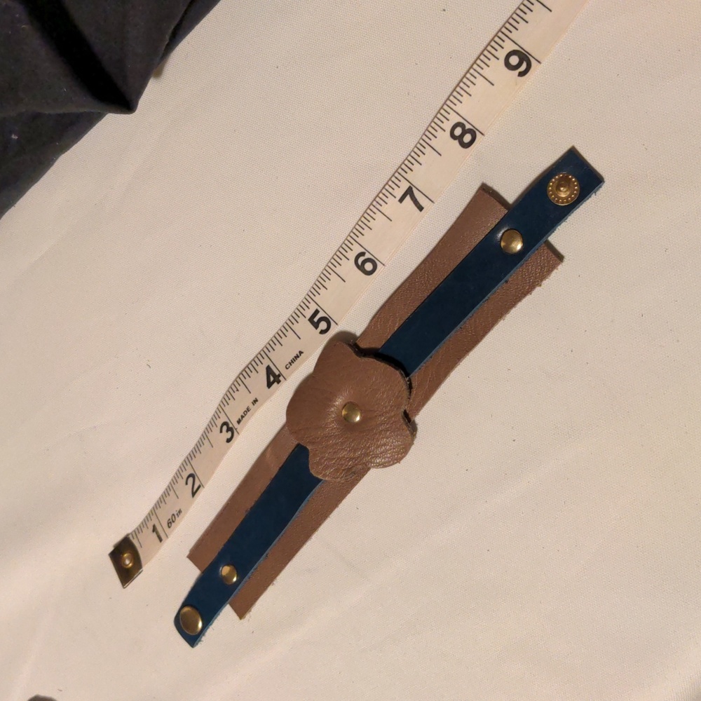 Handmade Genuine Leather Braided Bracelet With Flower Accent Taupe Blue